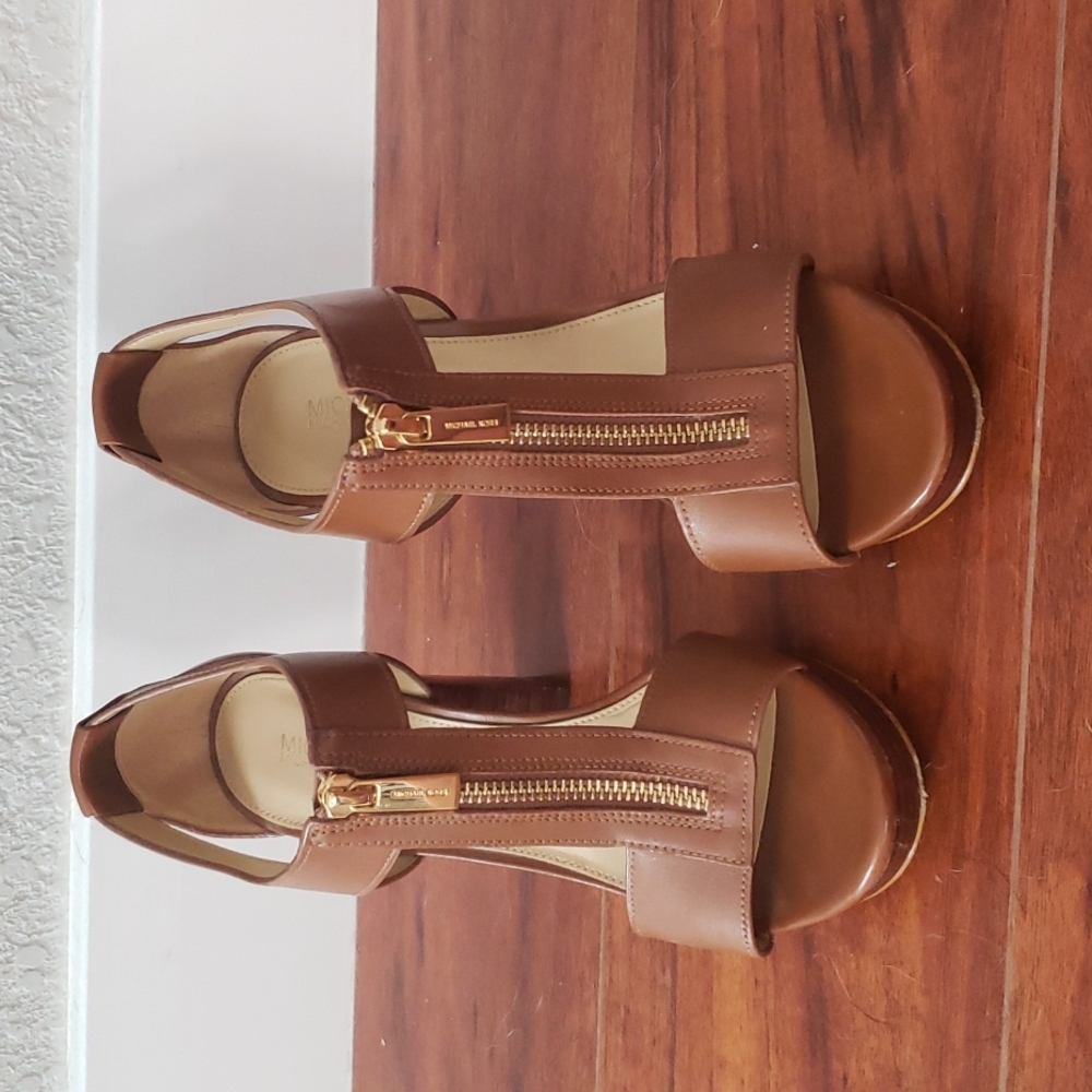 Michael Kors Berkley T-strap platform sandal